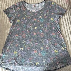 Heather Gray Scoop Neck Tee with Floral Print